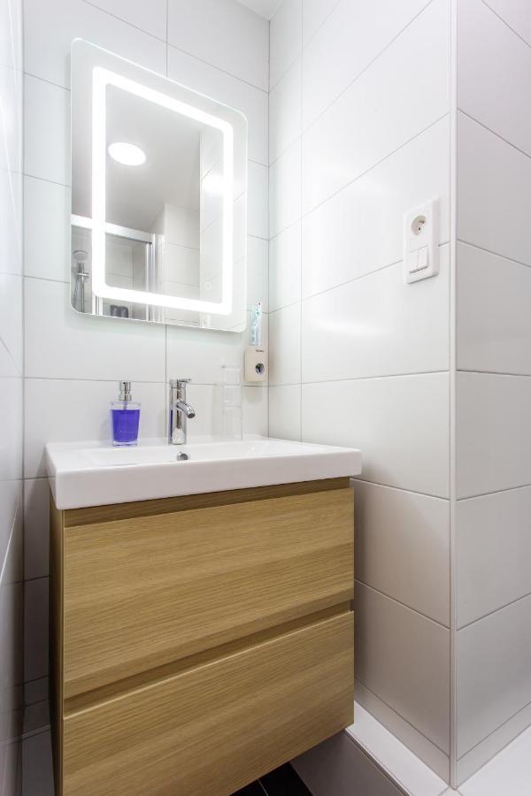 D&E - Paris-Disney - Holidays Apartment - Appartement De Vacances - 5 Chambres- 5 Sdb - 5 Bedrooms - 5 Bathrooms - Netflix Champs-Sur-Marne Exteriér fotografie