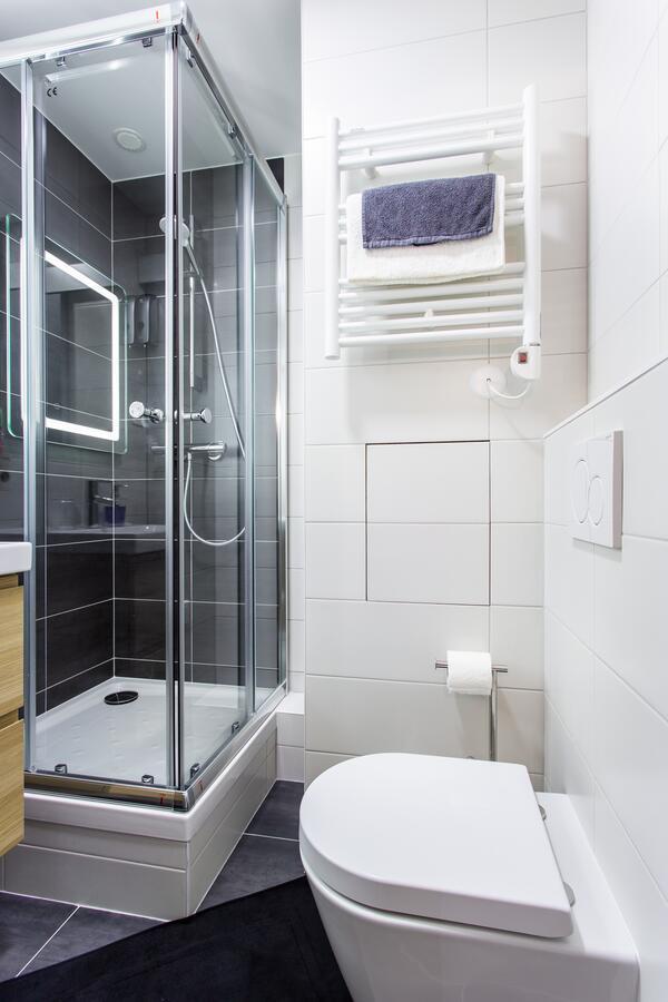 D&E - Paris-Disney - Holidays Apartment - Appartement De Vacances - 5 Chambres- 5 Sdb - 5 Bedrooms - 5 Bathrooms - Netflix Champs-Sur-Marne Exteriér fotografie